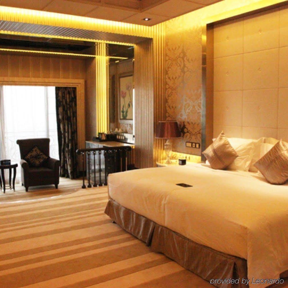 Chateau Star River Taiyuan חדר תמונה